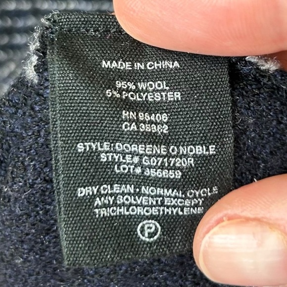 Theory - "Doreene O Noble" Mini Skirt, A-Line, Wool - Size M, Black, Blue, White - Picture 13 of 13